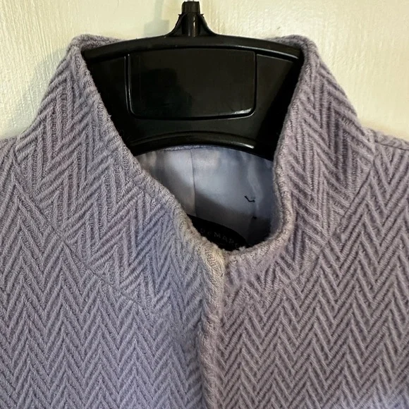 Isabella Demarco Sophisticated Purple Trench Coat with Minimalist Design - Picture 4 of 6